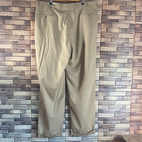 Mens Hart Schaffner Marx Tan Pleated Pants Size 42 Pre Owned - Picture 2 of 9